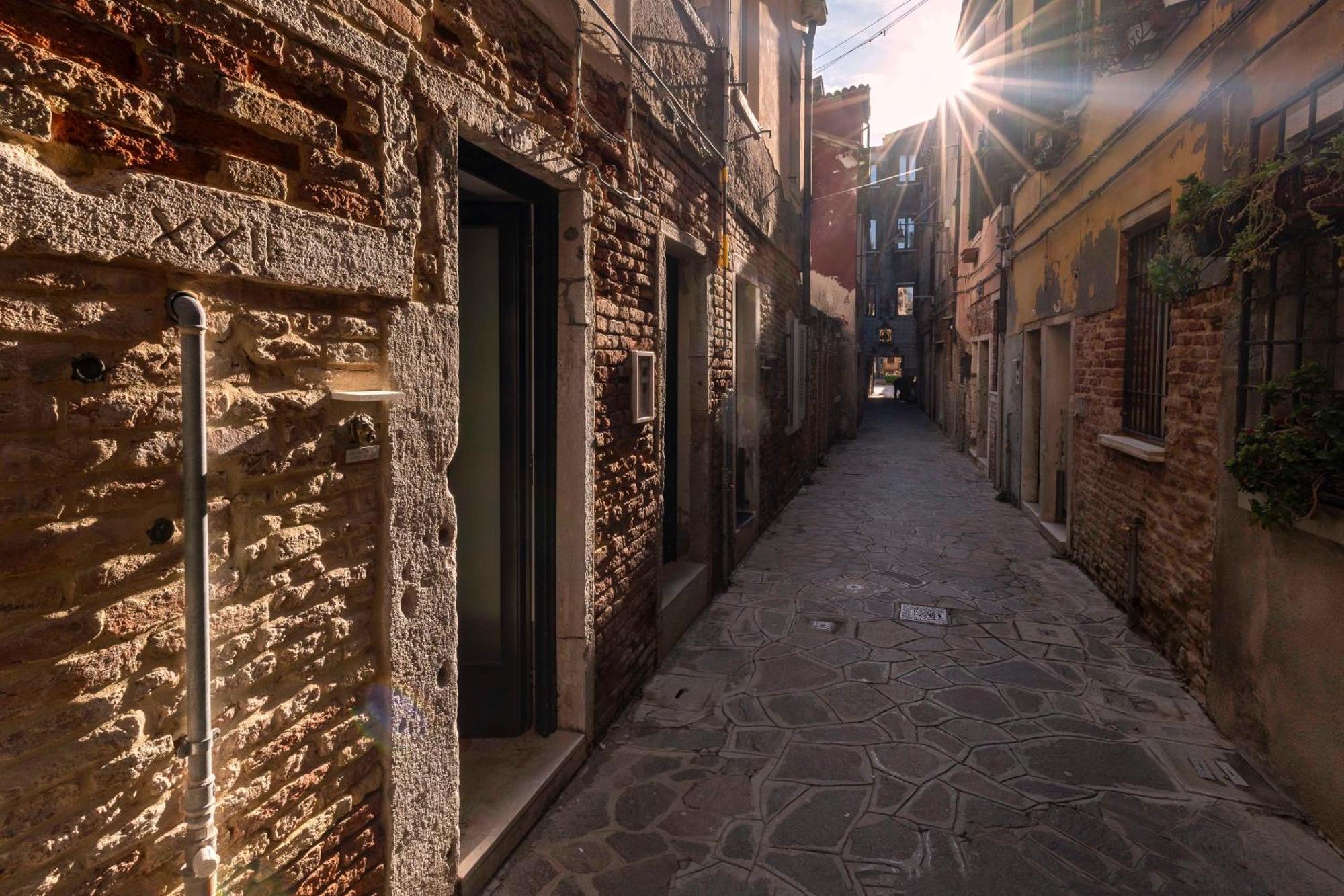 Fenix Colombina In Biennale - Your Little House Венеция Экстерьер фото